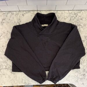 Na Nin Cropped Women’s Sweatshirt